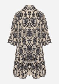 Born2be - Granatowo-Beżowa Bawełniana Rozkloszowana Sukienka z Falbankami Miloa. Typ kołnierza: kołnierz z falbankami. Kolor: niebieski. Materiał: bawełna. Typ sukienki: rozkloszowane #5