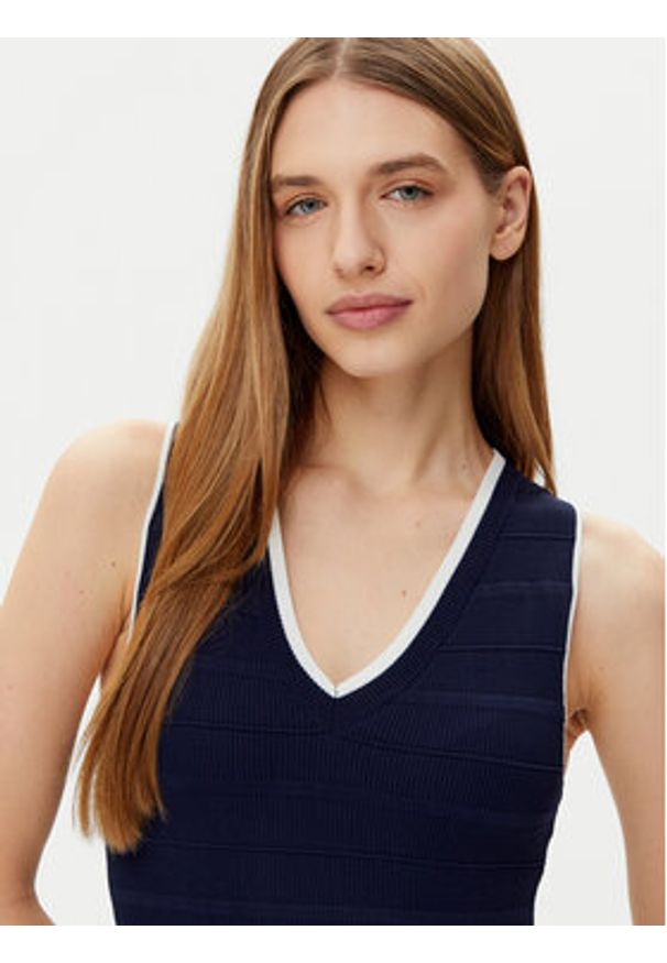 Guess Sukienka codzienna 5RGK99 5640Z Granatowy Regular Fit. Okazja: na co dzień. Kolor: niebieski. Materiał: wiskoza. Typ sukienki: proste. Styl: casual