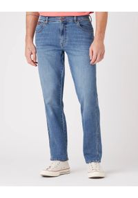 Wrangler - WRANGLER TEXAS MĘSKIE SPODNIE JEANSOWE DUSKY CLOUD W121YJ38R 112145780