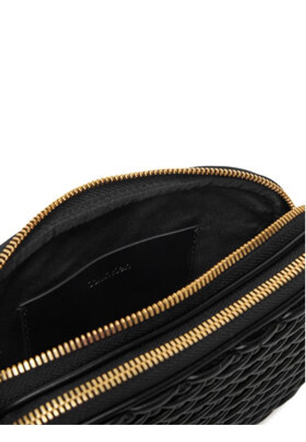 Calvin Klein Torebka LV04F3279G Czarny. Kolor: czarny. Materiał: skórzane