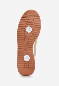 Renee - Ciemnobeżowe Sneakersy Ozdobione Dwoma Paskami Lannatea. Okazja: na co dzień. Zapięcie: pasek. Kolor: beżowy. Wzór: aplikacja #6