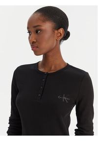 Calvin Klein Jeans Bluzka LV047E201G Czarny Regular Fit. Kolor: czarny. Materiał: bawełna #3