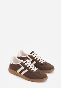 Renee - Brązowe Sneakersy Typu Klasyczne Tenisówki Kilice. Okazja: na co dzień, na randkę. Kolor: brązowy. Materiał: satyna, koronka #2