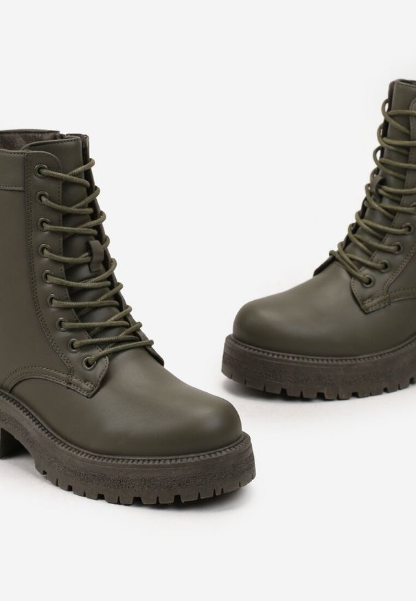 Born2be - Zielone Botki za Kostkę na Grubej Podeszwie Lumine. Okazja: na co dzień. Wysokość cholewki: za kostkę. Kolor: zielony. Materiał: jeans. Szerokość cholewki: normalna. Styl: casual