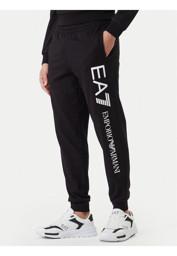 EA7 Emporio Armani Spodnie dresowe 7M000571 AF13512 MC001 Czarny Regular Fit. Kolor: czarny. Materiał: bawełna