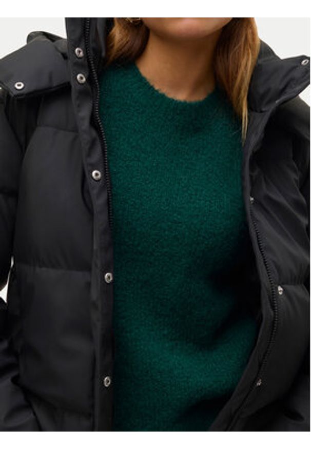 Vero Moda Kurtka zimowa Greta Kylie 10311315 Czarny Regular Fit. Kolor: czarny. Materiał: skóra. Sezon: zima