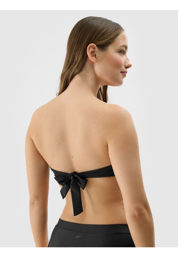 4f - 4F Góra od bikini damska - czarna M. Kolor: czarny. Materiał: elastan, włókno, syntetyk, materiał. Wzór: jednolity