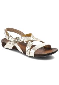 Złote Sandały Armodo Eleganckie Buty Damskie. Zapięcie: pasek. Kolor: złoty. Materiał: materiał. Sezon: lato. Styl: elegancki