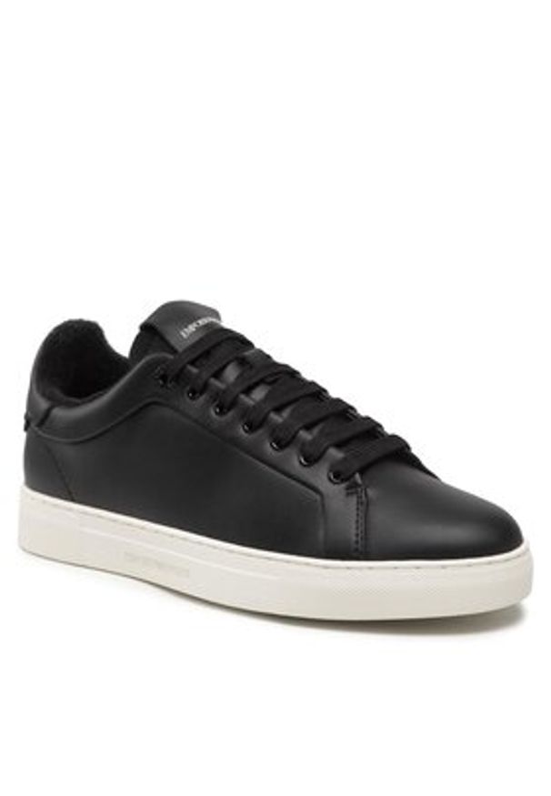 Emporio Armani Sneakersy X4X598 XF662 00002 Czarny. Kolor: czarny. Materiał: skóra