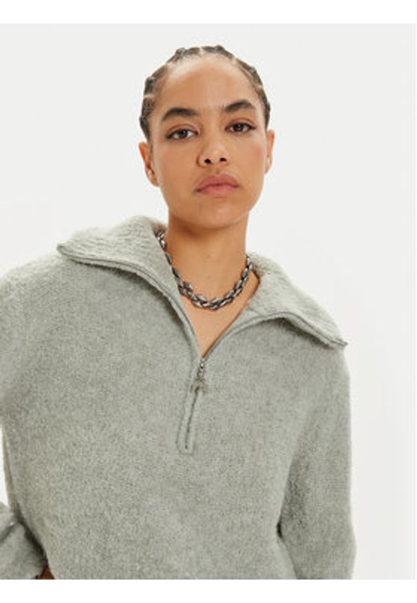 Patrizia Pepe Sweter 2K0298 K222 Szary Relaxed Fit. Kolor: szary. Materiał: syntetyk