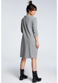 BeWear - Sukienka sportowa bombka oversize bawełniana szara. Okazja: na co dzień. Kolor: szary. Materiał: bawełna. Typ sukienki: sportowe, oversize, bombki. Styl: sportowy #2