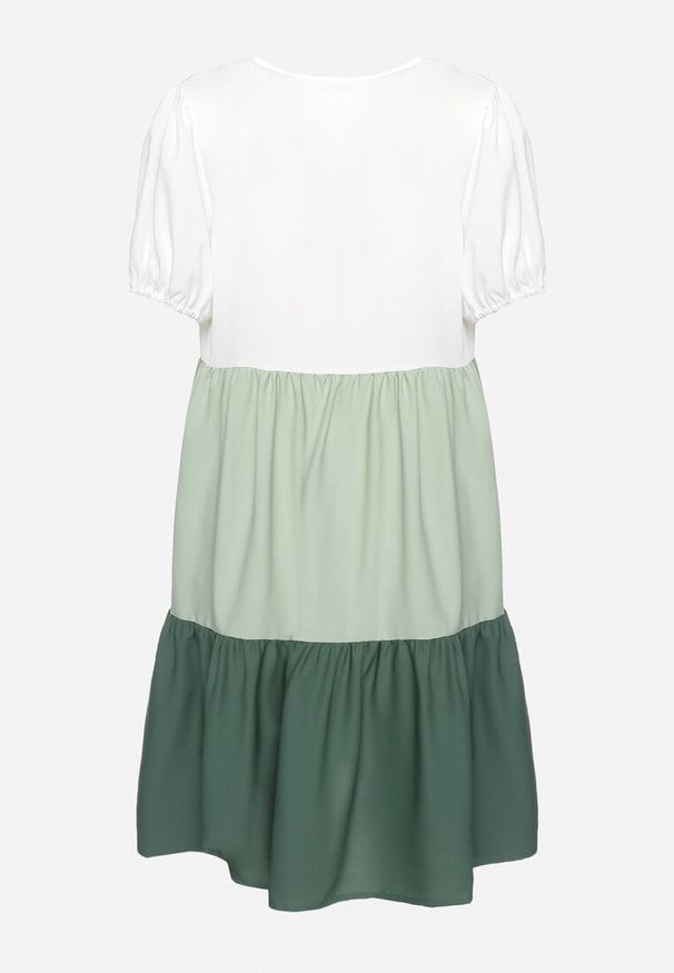 Born2be - Beżowo-Zielona Pudełkowa Sukienka z Haftem przy Dekolcie Moetta. Kolor: beżowy. Wzór: haft