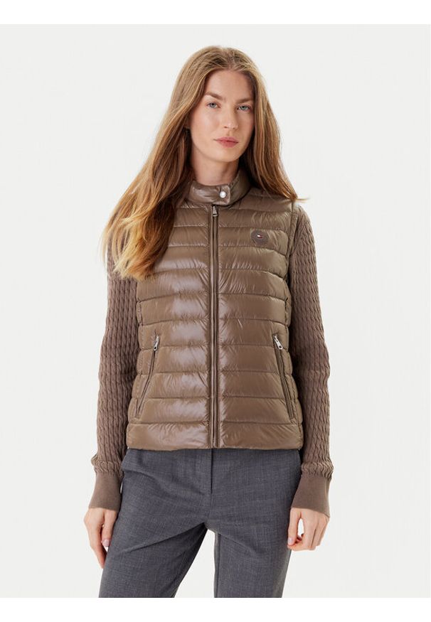 TOMMY HILFIGER - Tommy Hilfiger Bezrękawnik WW0WW45499 Brązowy Regular Fit. Kolor: brązowy. Materiał: syntetyk. Długość rękawa: bez rękawów