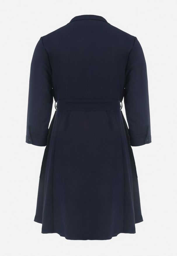 Born2be - Granatowa Rozkloszowana Mini Sukienka Zapinana na Guziki z Materiałowym Paskiem Vleco. Kolor: niebieski. Materiał: materiał. Długość: mini