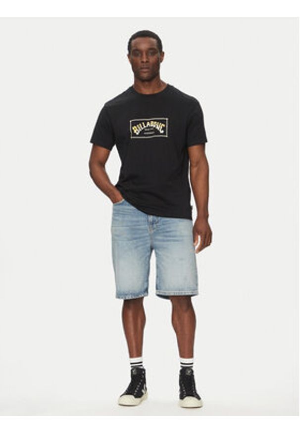 Billabong T-Shirt Arch EBYZT00167 Czarny Regular Fit. Kolor: czarny. Materiał: bawełna