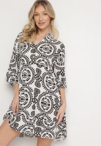 Born2be - Biało-Czarna Bawełniana Sukienka Rozkloszowana z Guzikami Janisse. Okazja: na co dzień. Kolor: czarny. Materiał: bawełna. Typ sukienki: rozkloszowane, proste. Styl: klasyczny, casual, elegancki #6