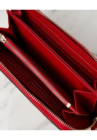 VALENTINO - Czerwony portfel Rockstud. Kolor: czerwony. Wzór: aplikacja #6