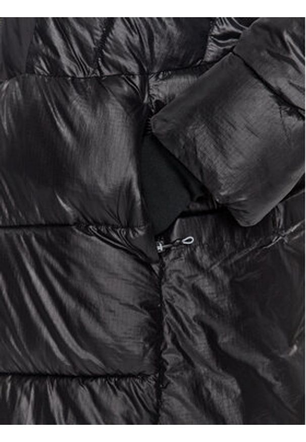 Didriksons Kurtka zimowa Andrea 504308 Czarny Oversize. Kolor: czarny. Materiał: syntetyk. Sezon: zima