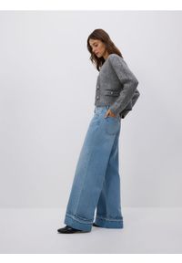 Reserved - Jeansy wide leg z podwiniętą nogawką - niebieski. Kolor: niebieski #1