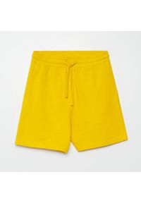 Cropp - Dresowe szorty basic - Żółty. Kolor: żółty. Materiał: dresówka #1