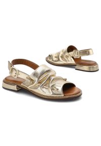 Złote Sandały Artiker Skórzane Eleganckie Buty. Okazja: na co dzień. Kolor: złoty. Materiał: skóra. Sezon: lato. Styl: elegancki #6
