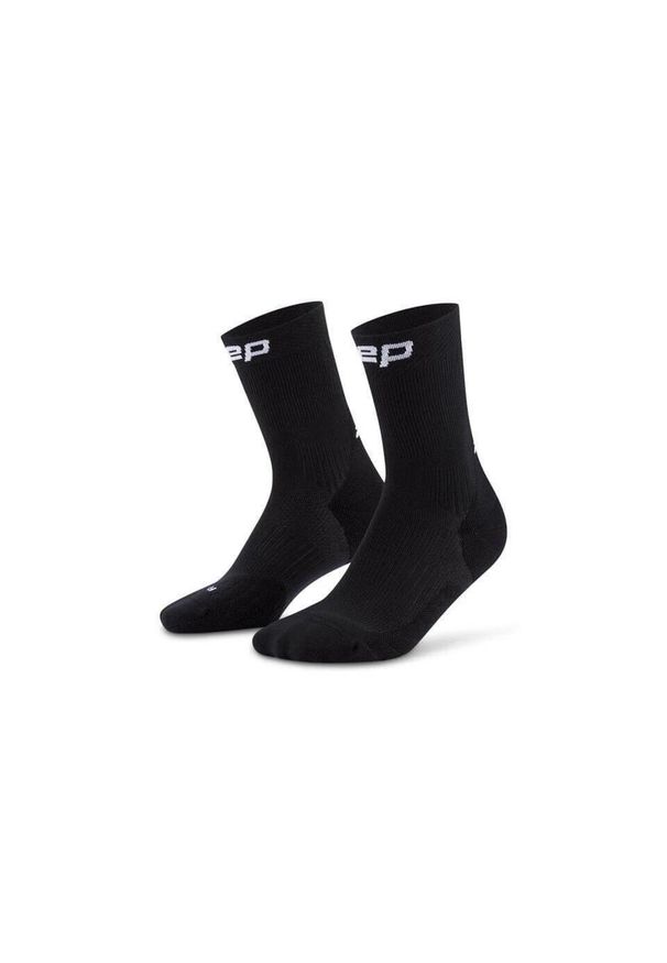 Męskie krótkie skarpety kompresyjne sportowe Core Run do połowy łydki CEP. Kolor: czarny. Materiał: poliamid, elastan. Sport: bieganie