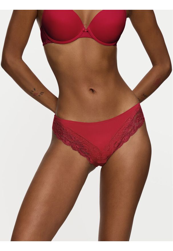 Triumph Figi klasyczne Lovely Micro 10182556 Czerwony. Kolor: czerwony. Materiał: syntetyk