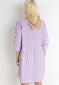 Born2be - Fioletowa Rozkloszowana Sukienka Mini z Plisowaniem Telesi. Kolekcja: plus size. Kolor: fioletowy. Długość rękawa: długi rękaw. Typ sukienki: dla puszystych. Długość: mini #5