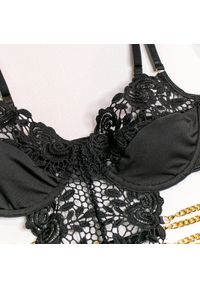 Intica - Komplet bielizny z koronkowym wykończeniem Lina. Kolor: czarny. Materiał: koronka. Wzór: koronka #5