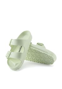 Birkenstock - BIRKENSTOCK Arizona Faded Lime Klapki męskie. Okazja: na co dzień, na plażę. Kolor: zielony. Wzór: paski. Sezon: lato. Styl: klasyczny, elegancki, casual, wizytowy, sportowy #3