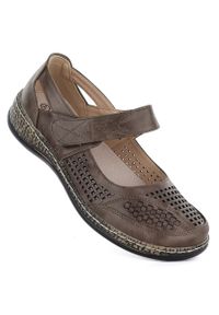 Półbuty damskie na rzep ażurowe fango Unisoft 7026. Zapięcie: rzepy. Materiał: skóra ekologiczna. Wzór: ażurowy #1