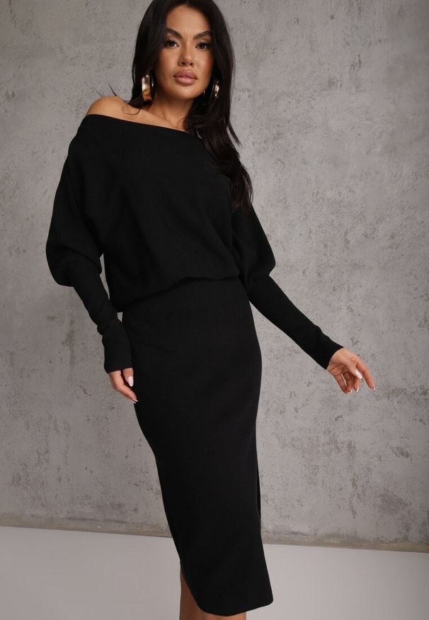 Renee - Czarna Nietoperzowa Sukienka z Dzianiny z Wiskozą z Dekoltem w Łódkę Yuzoma. Typ kołnierza: dekolt w łódkę. Kolor: czarny. Materiał: dzianina, wiskoza. Typ sukienki: oversize