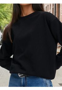 Sinsay - Bluza ze ściągaczami - czarny. Kolor: czarny. Materiał: materiał, bawełna