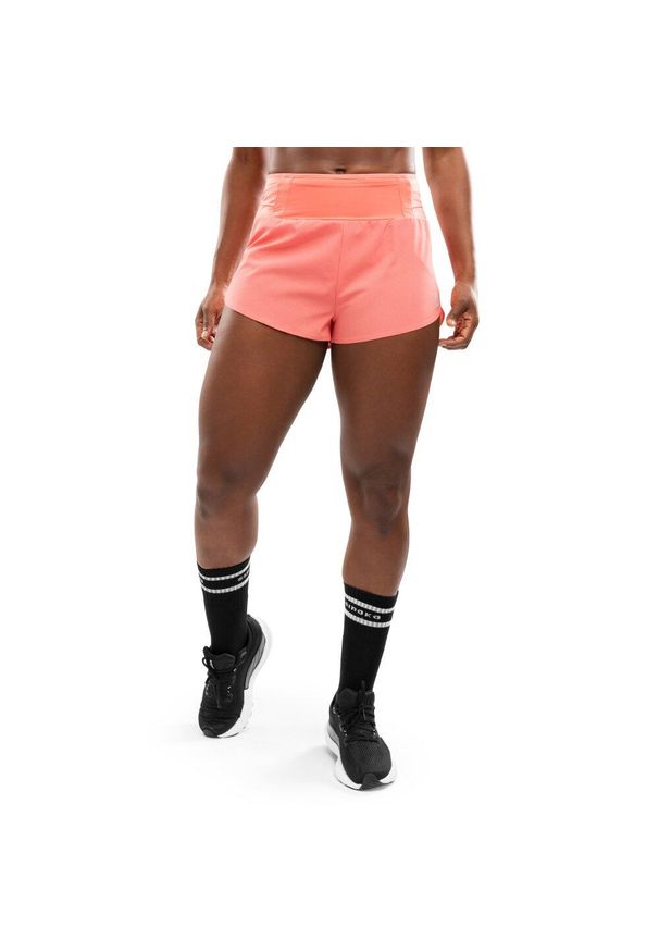 SIROKO - Damskie krótkie spodenki do biegania 2 w 1 Fitness Siroko Alloy Coral Pink. Kolor: różowy. Materiał: materiał. Długość: krótkie. Sport: fitness