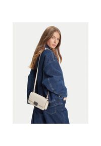 Torebka Tommy Jeans. Kolor: kremowy #1
