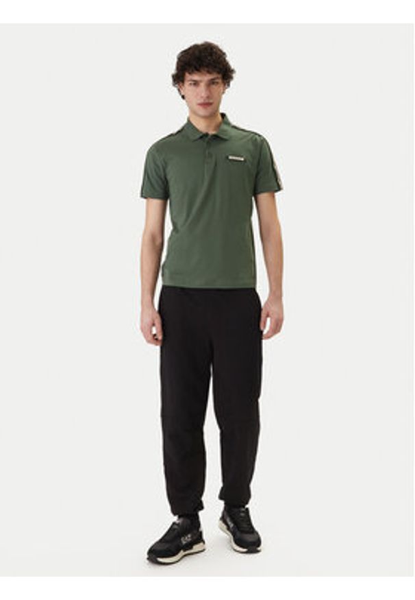 EA7 Emporio Armani Polo 7M001477 AF10375 U7260 Zielony Regular Fit. Typ kołnierza: polo. Kolor: zielony. Materiał: bawełna
