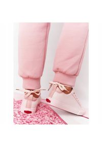 Damskie Eko-Skóra Tenisówki Cross Jeans HH2R4004C Różowe. Kolor: różowy. Materiał: skóra. Styl: klasyczny #5