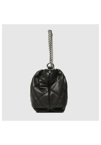 Valentino by Mario Valentino - VALENTINO Marszczona pikowana czarna torebka ocarina recycle pochette. Kolor: czarny. Materiał: pikowane