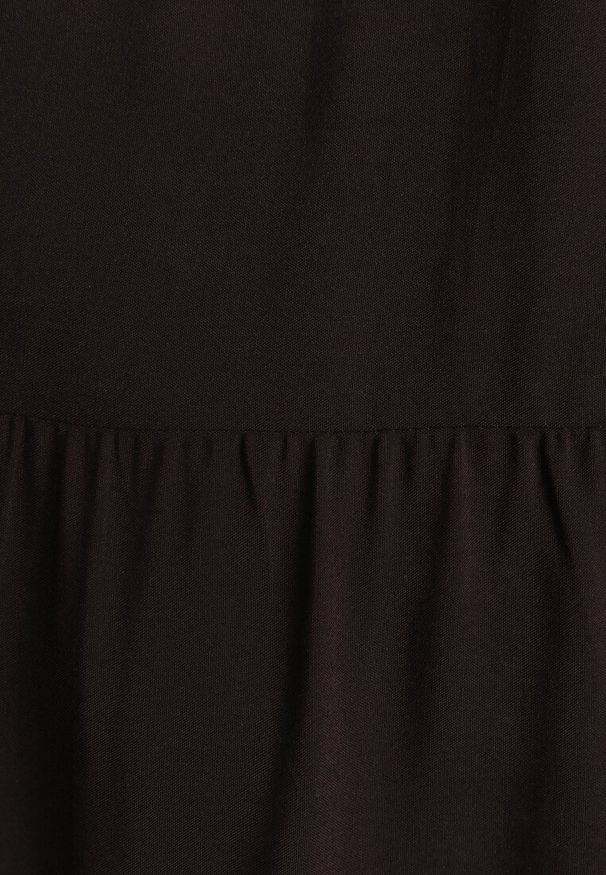 Renee - Czarna Bawełniana Sukienka o Rozkloszowanym Kroju Bez Rękawów Gladea. Okazja: na co dzień, na randkę. Kolor: czarny. Materiał: bawełna. Długość rękawa: bez rękawów. Sezon: jesień, lato. Typ sukienki: proste. Styl: casual, elegancki