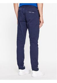 Tommy Jeans Spodnie materiałowe Scanton DM0DM17679 Granatowy Slim Fit. Kolor: niebieski. Materiał: bawełna