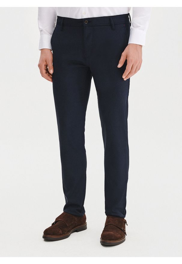 Pako Lorente - PAKO LORENTE – Męskie granatowe spodnie. Kolor: niebieski. Materiał: poliester, elastan, wiskoza. Wzór: gładki. Sezon: wiosna