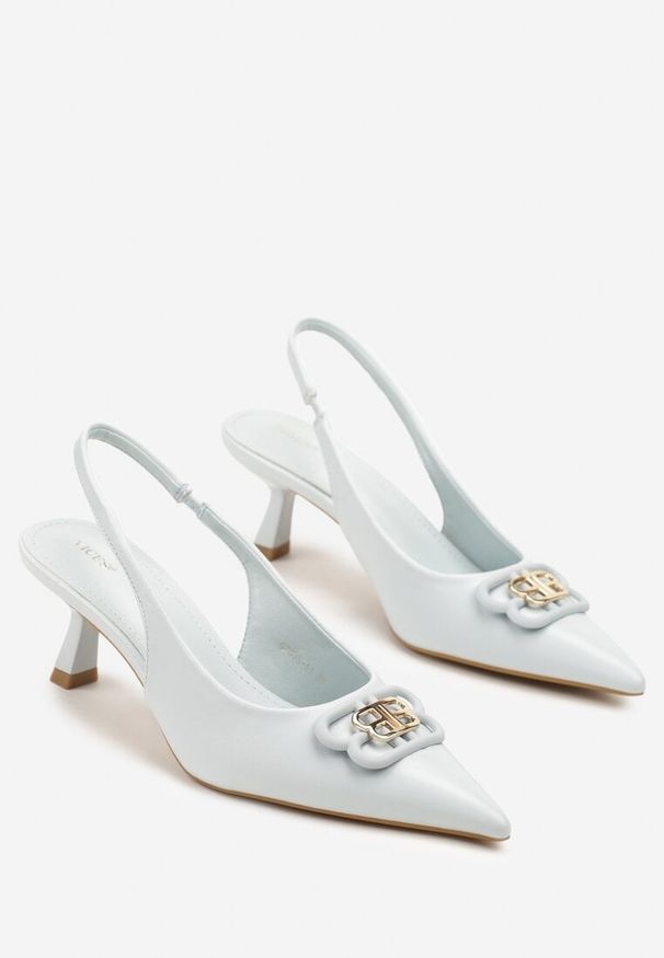 Renee - Niebieskie Czółenka Sandały Vices na Kaczuszce Typu Slingback Ozdobione Metaliczną Aplikacją Lilarunea. Okazja: na co dzień. Kolor: niebieski. Materiał: jeans. Wzór: aplikacja. Sezon: lato. Obcas: na szpilce. Styl: casual, elegancki