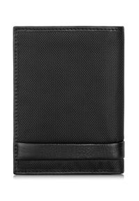Ochnik - Czarny rozkładany portfel męski. Kolor: czarny. Materiał: nylon #5