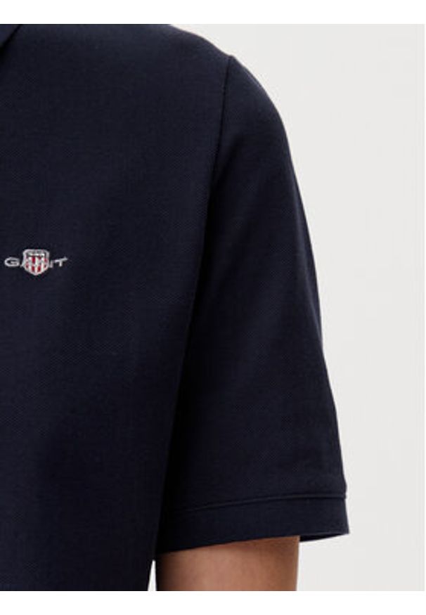 GANT - Gant Sukienka codzienna Shield 4201529 Granatowy Regular Fit. Okazja: na co dzień. Kolor: niebieski. Materiał: bawełna. Typ sukienki: proste. Styl: casual