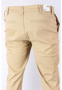 Wrangler - WRANGLER CHINO MĘSKIE SPODNIE MATERIAŁOWE SAND BEIGE W12CW358N 112126259. Materiał: materiał #3