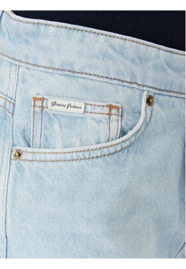 Guess Jeans Szorty jeansowe W6GDZ8 D6364 Niebieski Regular Fit. Kolor: niebieski. Materiał: bawełna