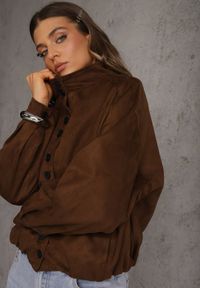 Renee - Brązowa Kurtka Bomber Jacket Ozdobiona Guzikami Quilimi. Okazja: na co dzień. Kolor: brązowy. Wzór: aplikacja. Styl: casual, elegancki #10