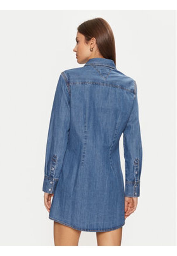Tommy Jeans Sukienka jeansowa Western DW0DW19853 Niebieski Regular Fit. Kolor: niebieski. Materiał: lyocell, bawełna