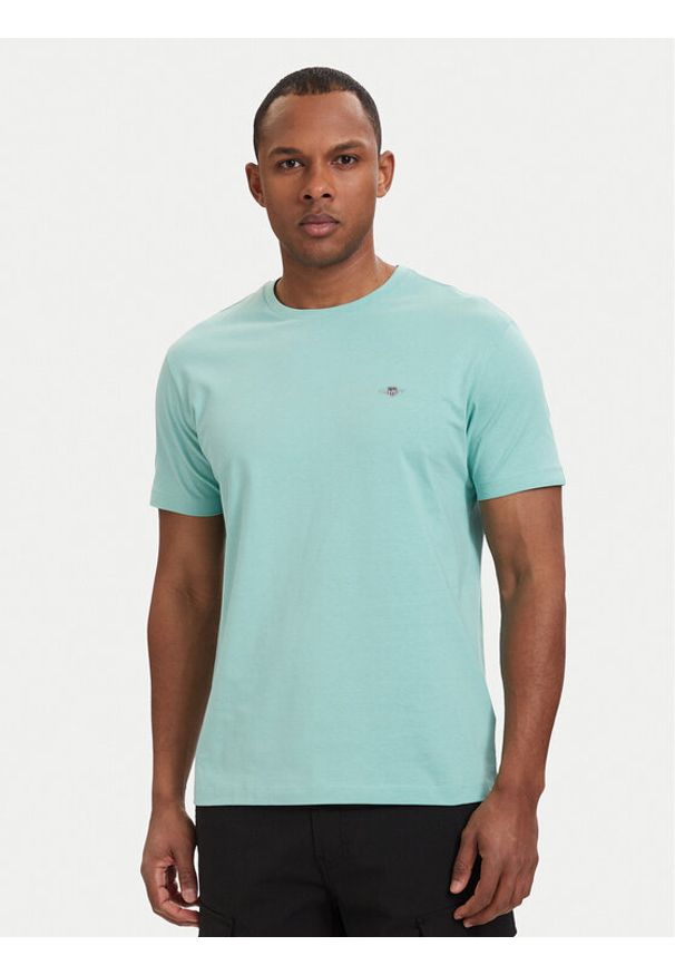 GANT - Gant T-Shirt Shield 2003184 Turkusowy Regular Fit. Kolor: turkusowy. Materiał: bawełna