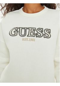 Guess Bluza V4BQ03 KCHX0 Biały Regular Fit. Kolor: biały. Materiał: syntetyk